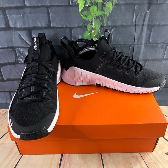 Nike Free Metcon 6 - Picture 2 of 10